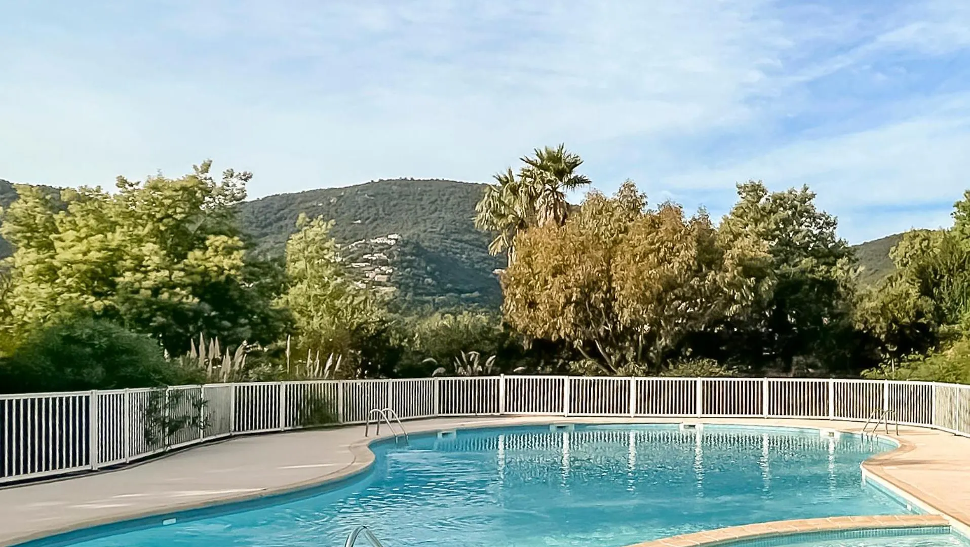 Vue Mer, Piscine, Terrasse Privee Et Clim Cavalaire-sur-Mer